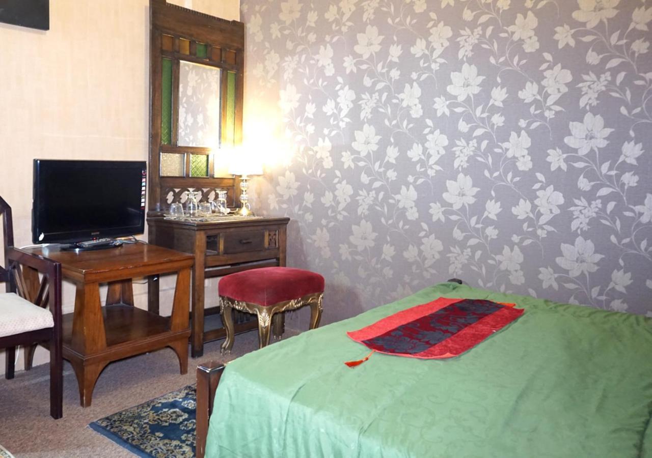 Badjoeri Ethnic Wooden Homestay Бандунг Екстериор снимка