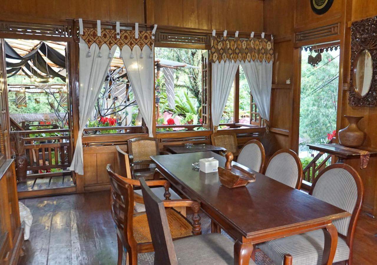 Badjoeri Ethnic Wooden Homestay Бандунг Екстериор снимка
