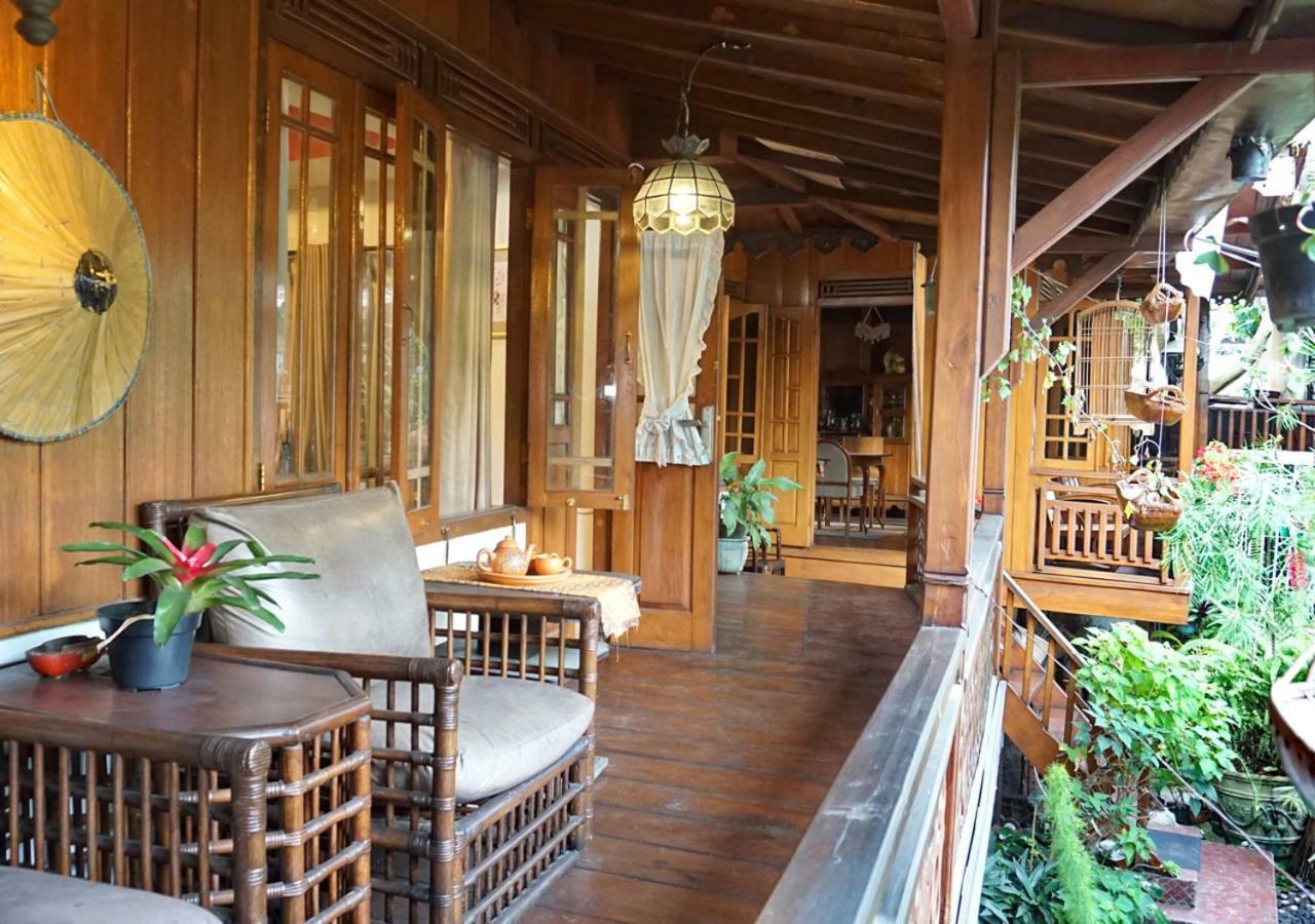 Badjoeri Ethnic Wooden Homestay Бандунг Екстериор снимка